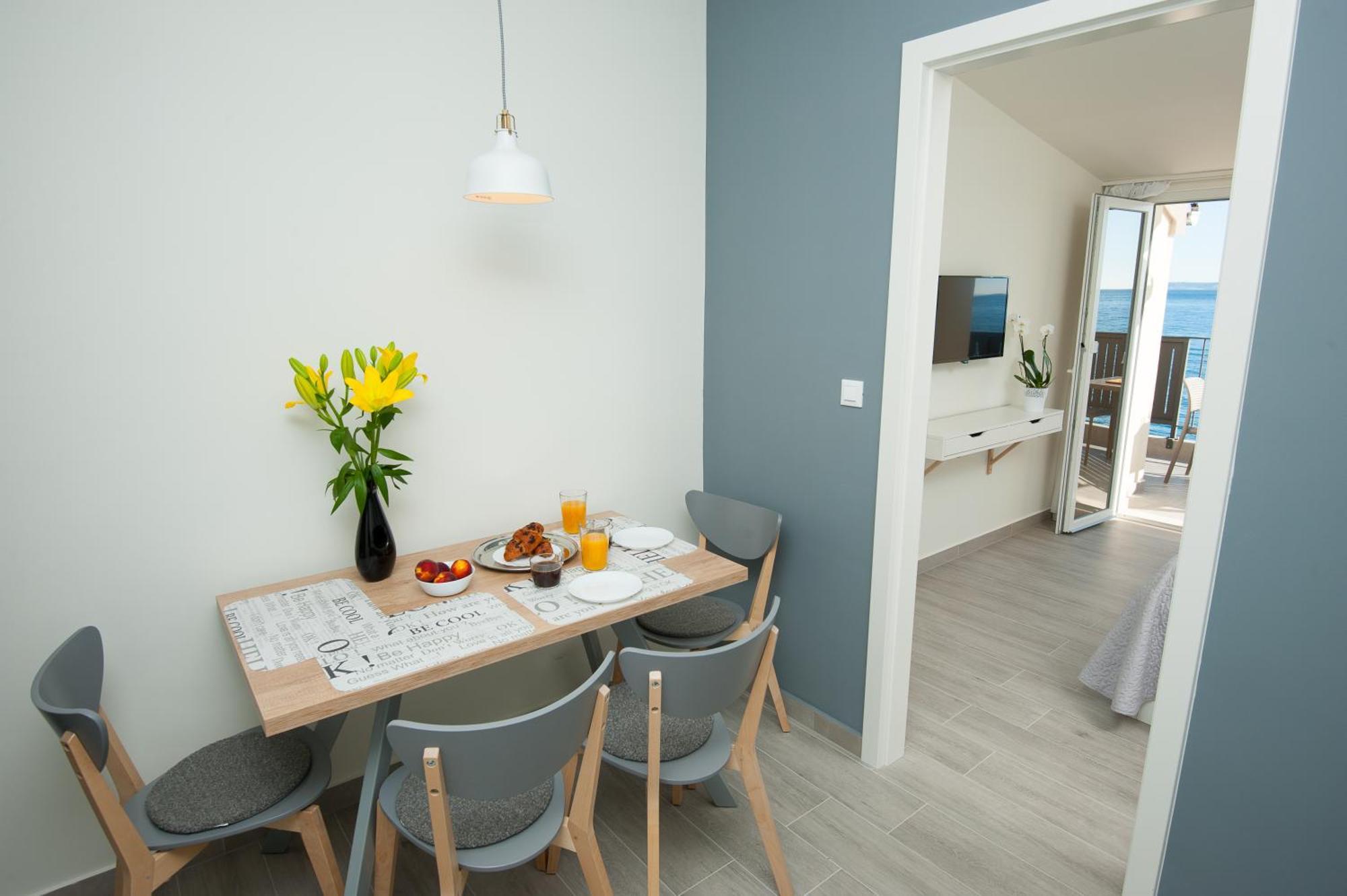 Seaside Luxury Suites Podstrana Quarto foto